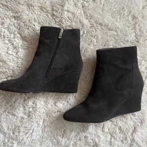 Enzo Angiolini Crisanta Grey Suede Wedge Boots